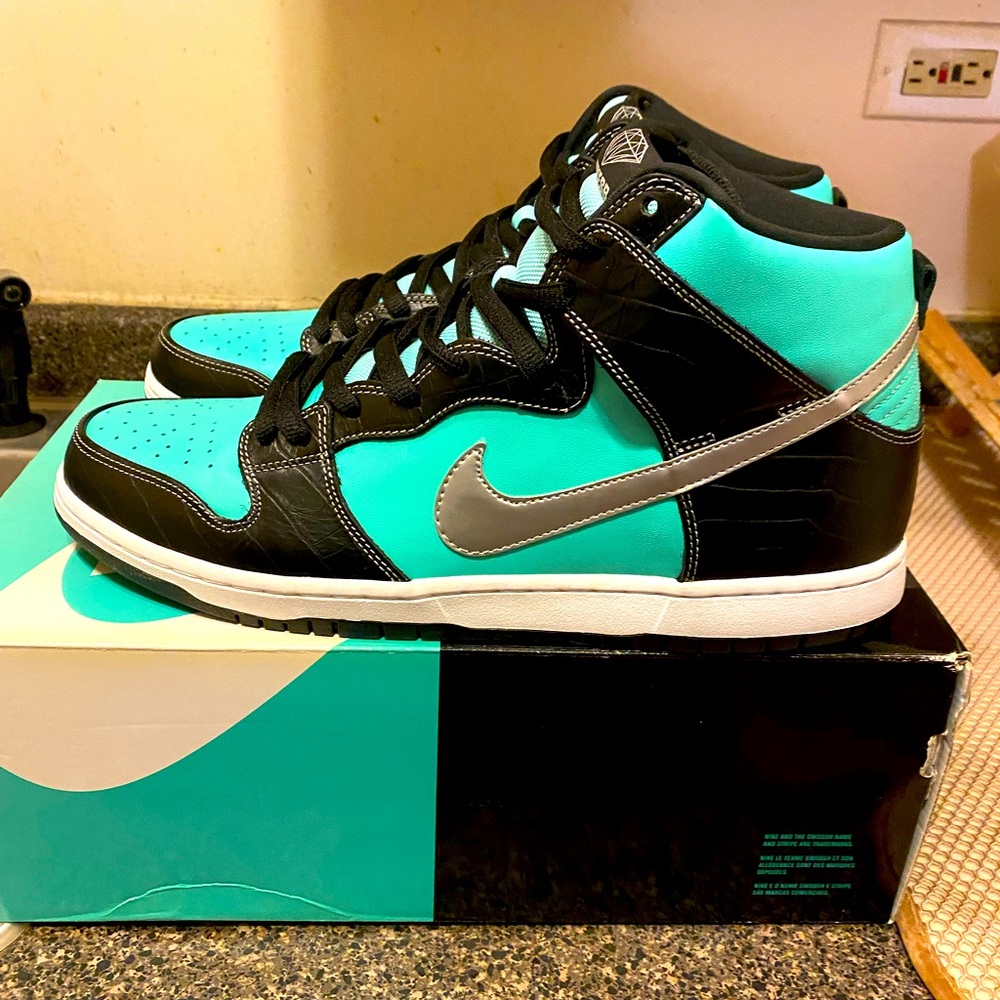 Nike fun SB hi “Tiffany”
